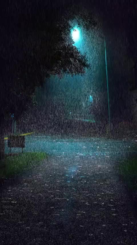  看雨是一种宣泄，听雨是一种解压，很喜欢这样的下雨天，想分享给你们一起看