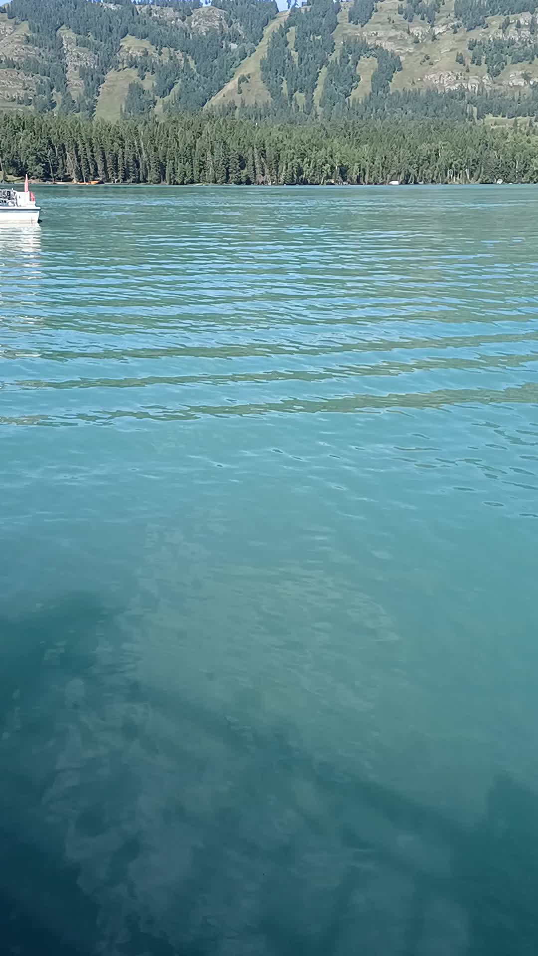 喀纳斯湖