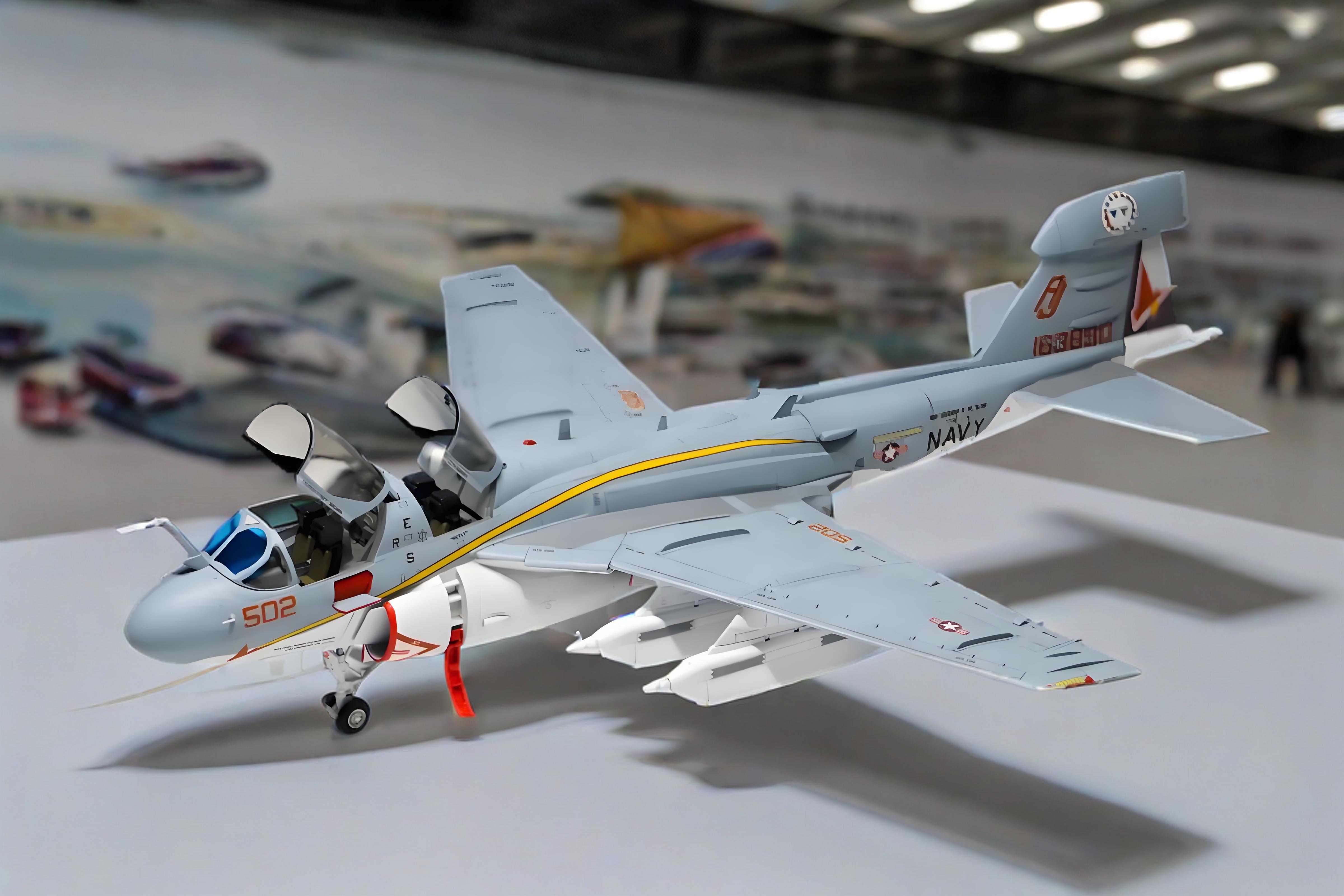 “徘徊者”：EA-6B电子战机